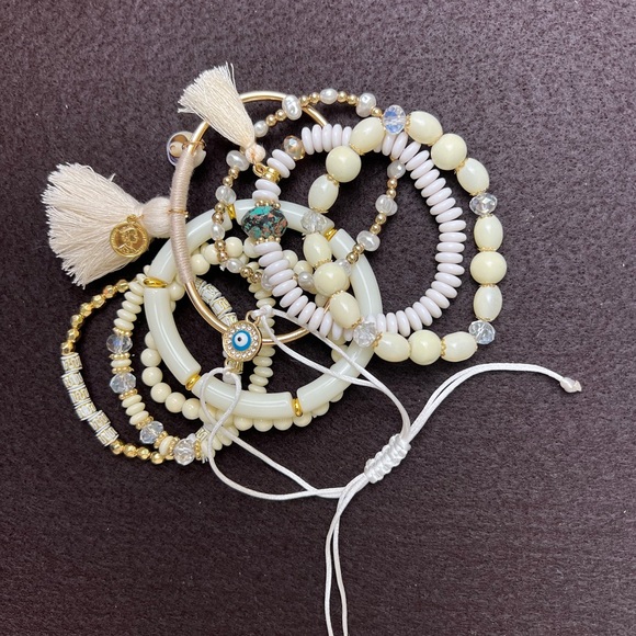 Stylish White & Cream Bead Layered Bracelets Set -Elegant Mixed Bracelets Set - Picture 9 of 10